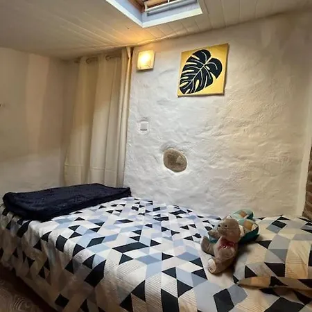 Duplex 2 Chambres/terrasse Prades (Pyrenees-Orientales)